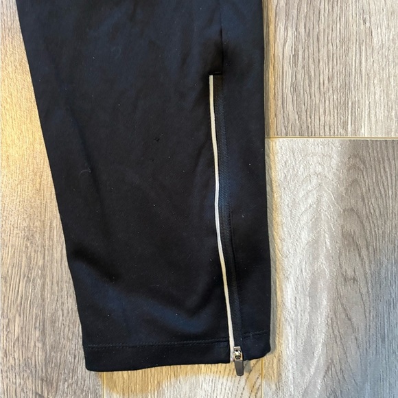 Reebok Black Joggers - Picture 2 of 10